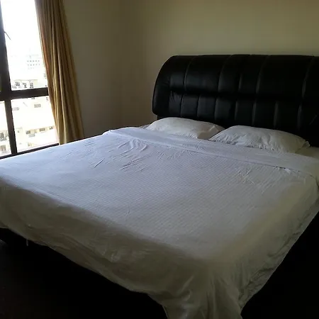 Dorcas Service Apartment - Marina Court Kota Kinabalu Room photo