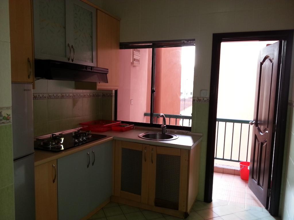 Dorcas Service - Marina Court Apartment *