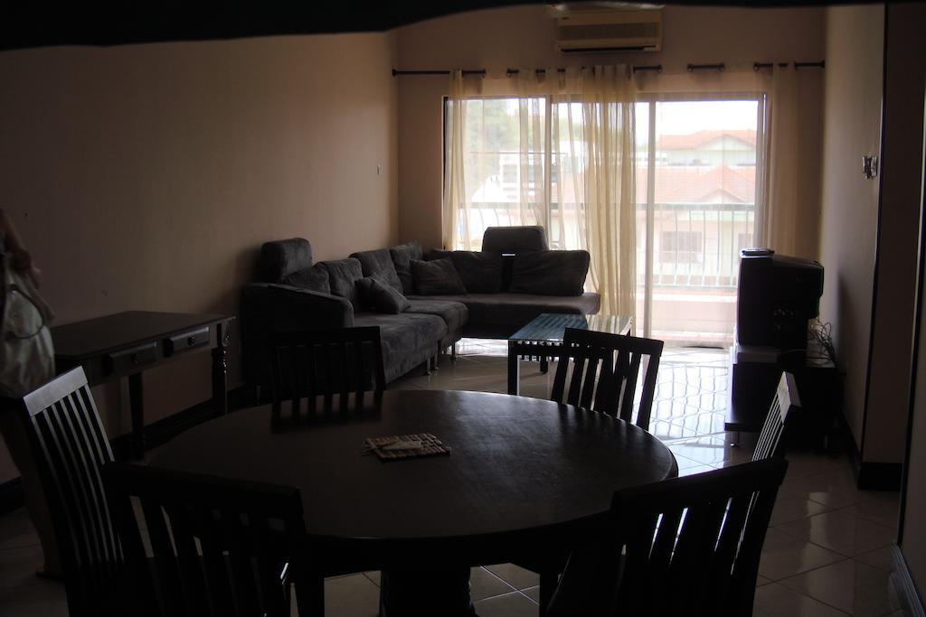 Pangsapuri Dorcas Service - Marina Court *
